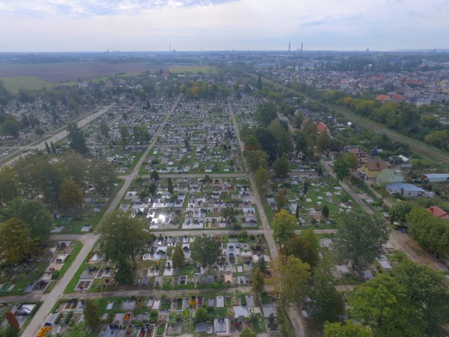 Joniškės kapinės Klaipėdoje iš paukščio skrydžio